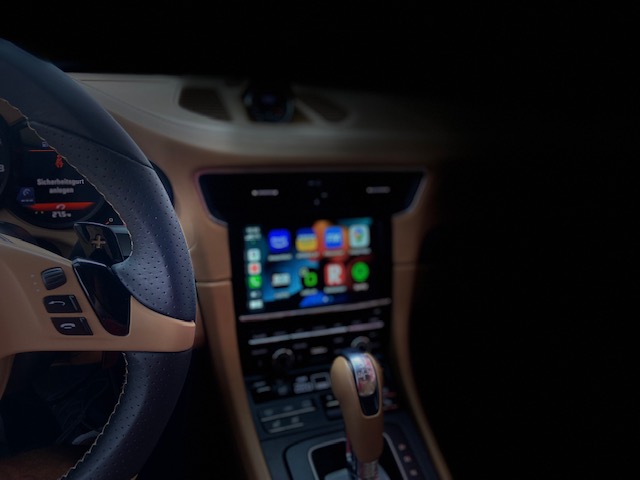 Android Auto Navigation im Porsche 911 Display nach Nachrüstung
